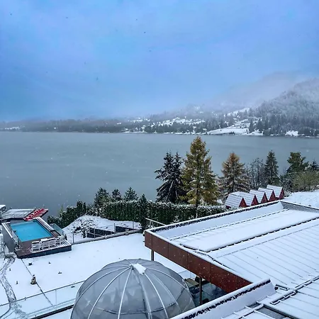 Roser House Boutique - Pe Malul Lacului Hotel Colibita