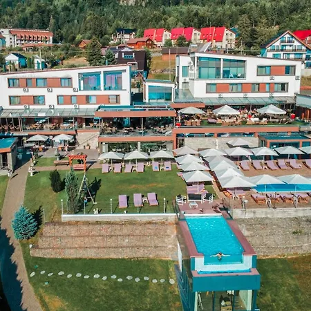 Hotel Roser House Boutique - Pe Malul Lacului