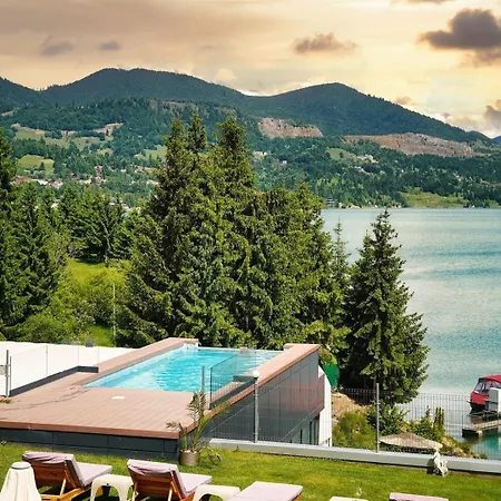 Hotel Roser House Boutique - Pe Malul Lacului